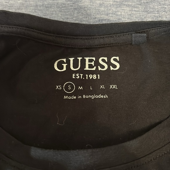 Women’s Size S Guess Tight Fit Half Cropped Shirt - Picture 3 of 5